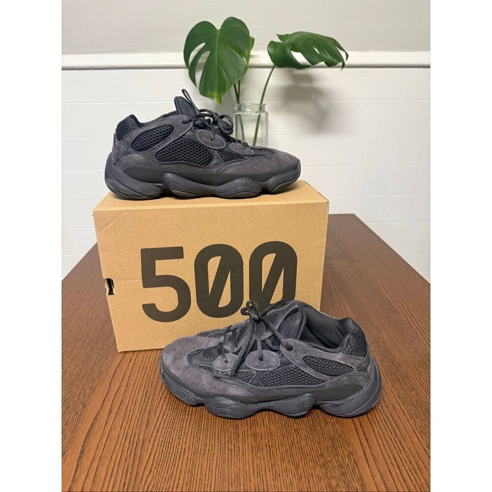 YEEZY 500 sz 9 like new 🔥